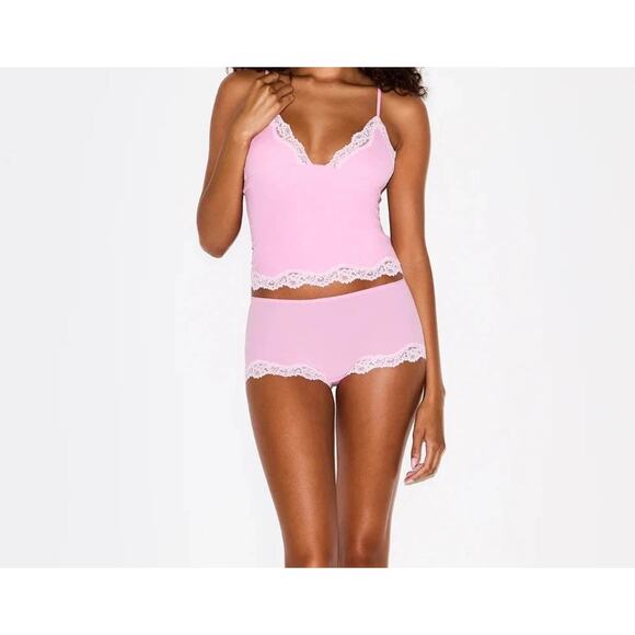 Skims Bubblegum Pink Fits Everybody Lace Triangle Cami and Boy Short Set M NWT - Picture 1 of 13
